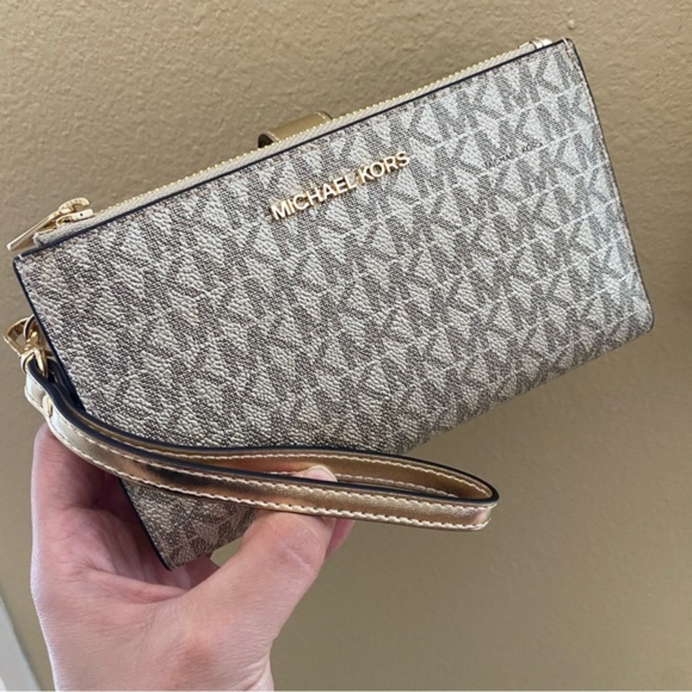 New Michael Kors jet set travel Large double zipper wallet wristlet